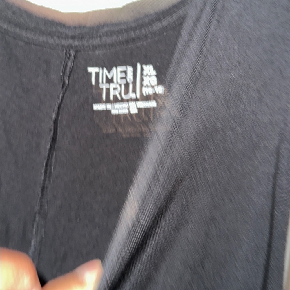Time and Tru Black Sleeveless Midi Dress - Picture 4 of 5